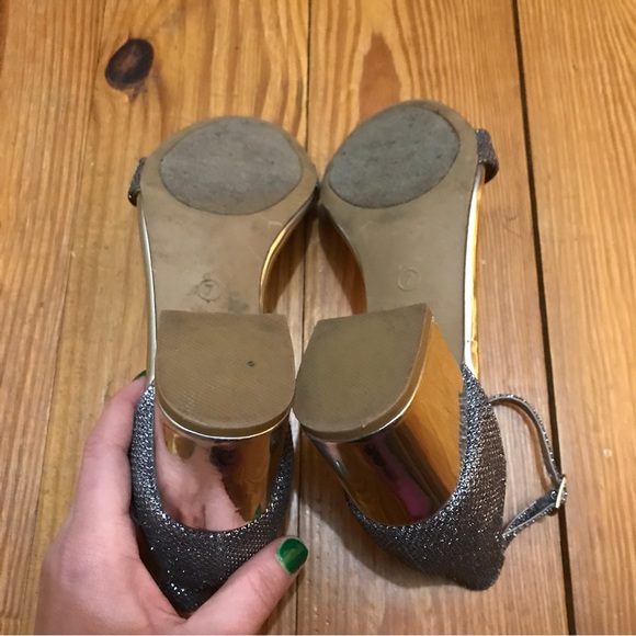 Betsey Johnson Silver Metallic Open Toe Block Heels, EUC, 7 - Picture 8 of 12